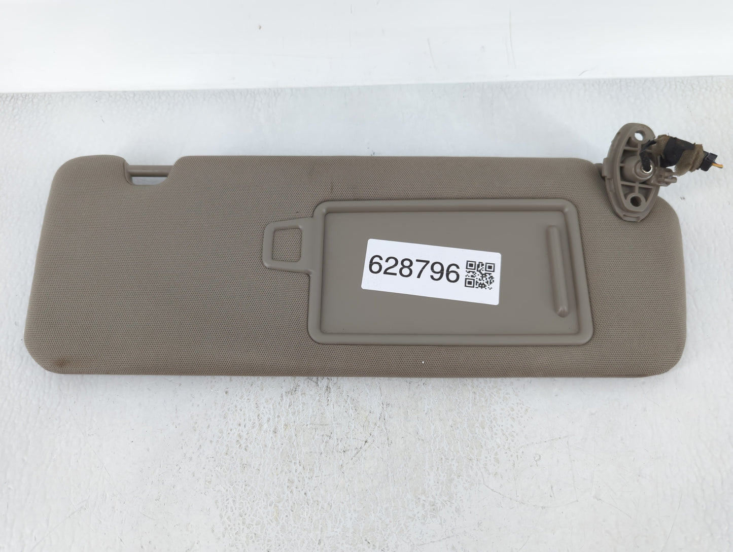 2016-2020 Kia Sorento Sun Visor Shade Replacement Passenger Right Mirror Fits Fits 2016 2017 2018 2019 2020 OEM Used Auto Pa