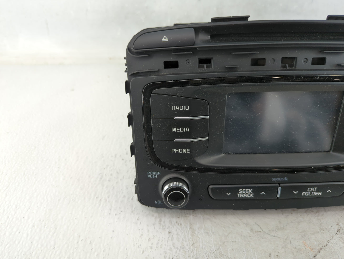 2016-2018 Kia Sorento Radio AM FM Cd Player Receiver Replacement P/N:96180-C6000WK Fits Fits 2016 2017 2018 OEM Used Auto Pa