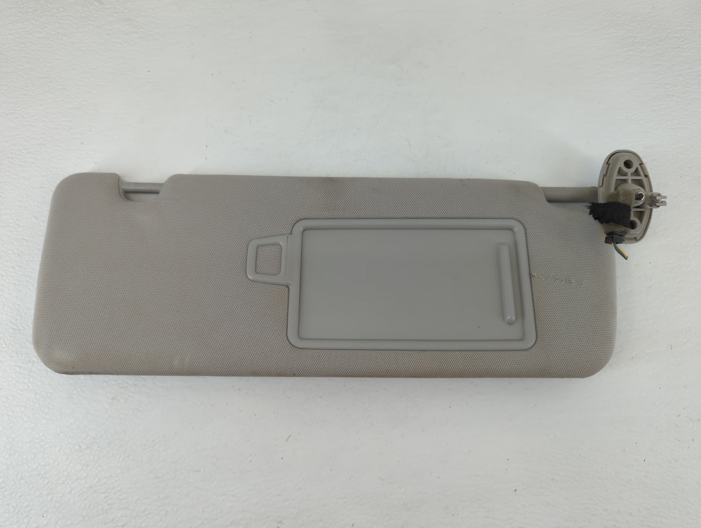 2016-2020 Kia Sorento Sun Visor Shade Replacement Passenger Right Mirror Fits Fits 2016 2017 2018 2019 2020 OEM Used Auto Pa