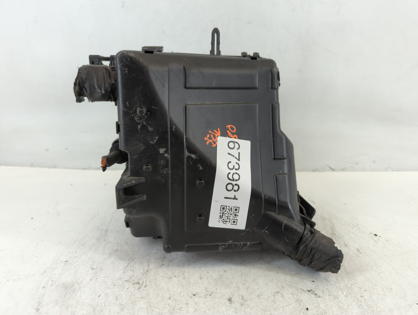 2016-2018 Kia Sorento Fusebox Fuse Box Panel Relay Module P/N:91420-C6030 Fits Fits 2016 2017 2018 OEM Used Auto Parts - Oem