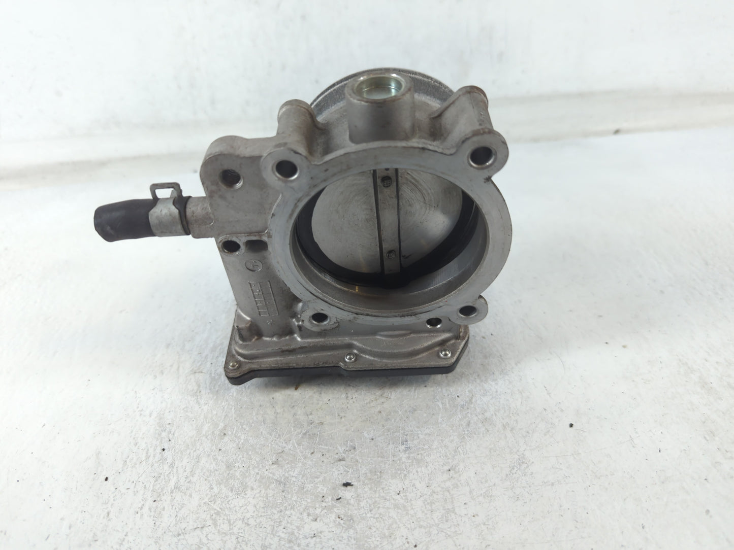 2014-2018 Kia Sorento Throttle Body P/N:5312 10R30 35100-3CAA0 Fits Fits 2012 2013 2014 2015 2016 2017 2018 OEM Used Auto Pa