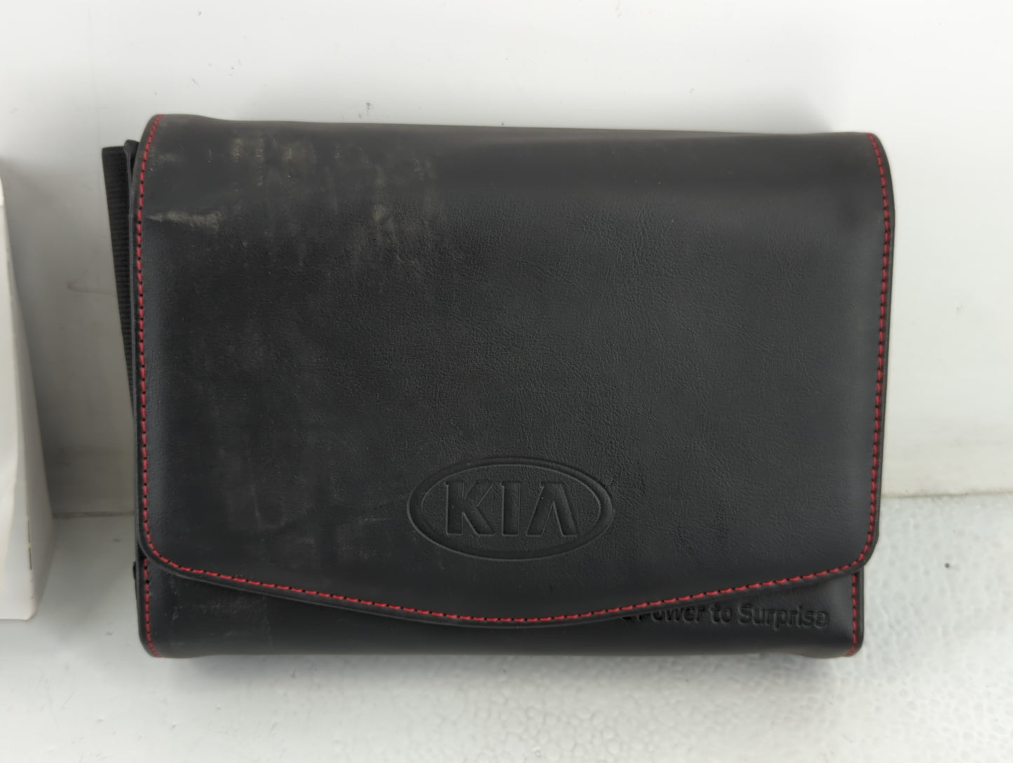 2016 Kia Sorento Owners Manual Book Guide P/N:GXG5-EU5OH OEM Used Auto Parts - Oemusedautoparts1.com
