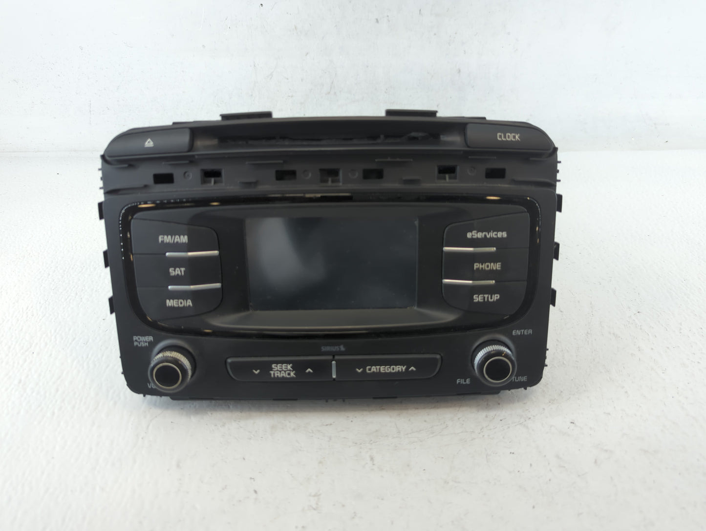 2016-2018 Kia Sorento Am Fm Cd Player Radio Receiver - Oemusedautoparts1.com