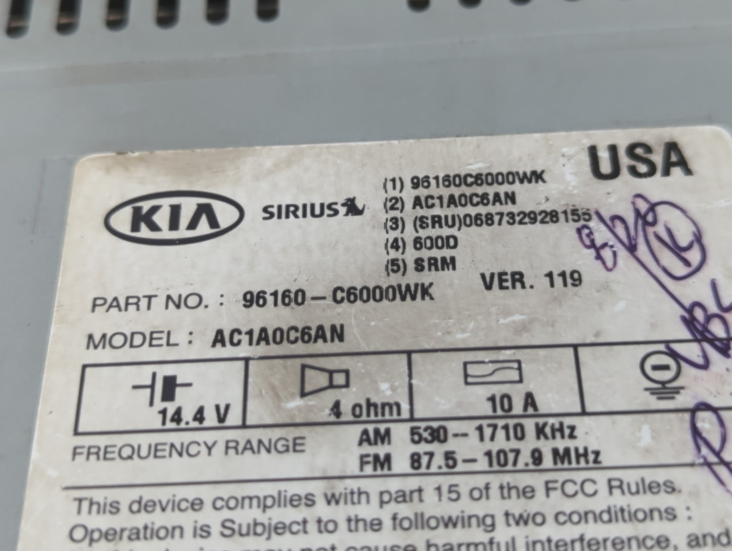 2016-2018 Kia Sorento Am Fm Cd Player Radio Receiver - Oemusedautoparts1.com