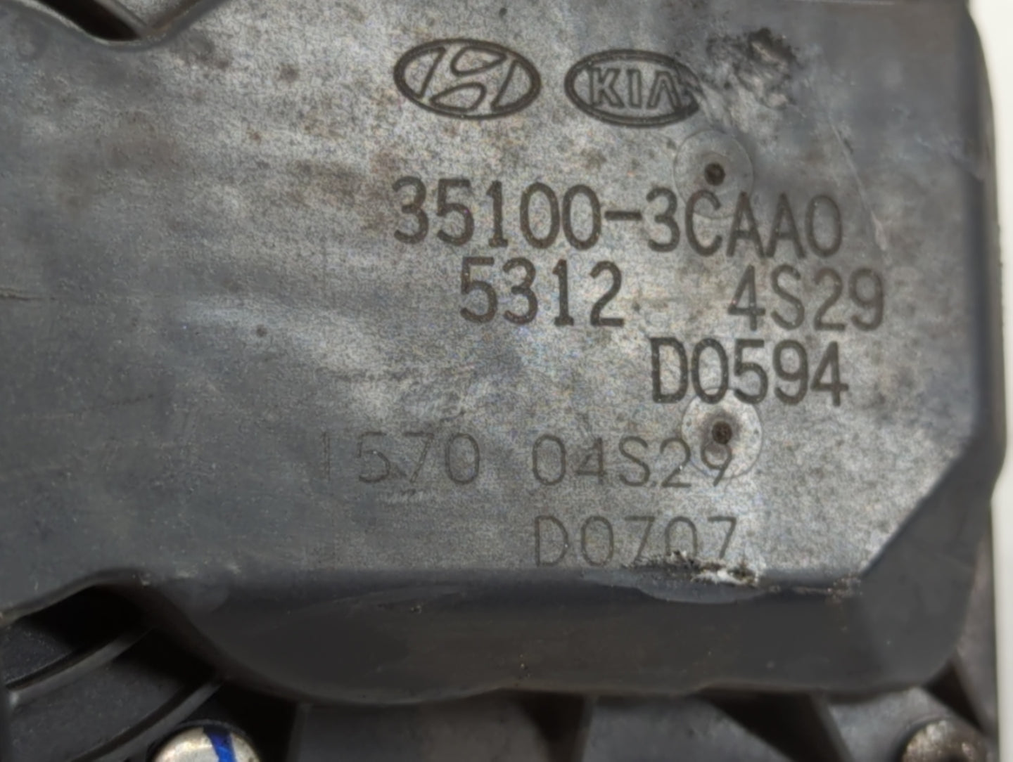 2014-2018 Kia Sorento Throttle Body P/N:5312 4S29 35100-3CAA0 Fits Fits 2012 2013 2014 2015 2016 2017 2018 OEM Used Auto Par