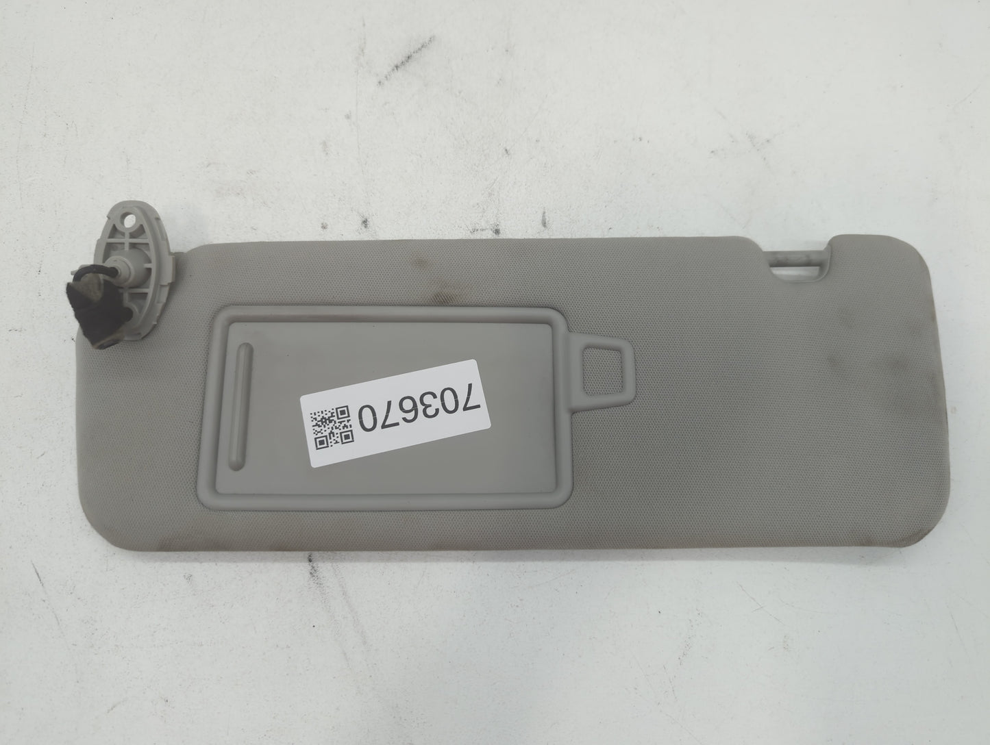 2016-2020 Kia Sorento Sun Visor Shade Replacement Driver Left Mirror Fits Fits 2016 2017 2018 2019 2020 OEM Used Auto Parts 