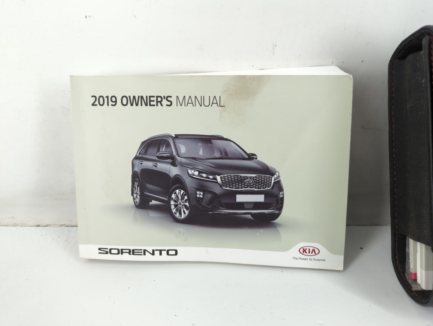 2016 Kia Sorento Owners Manual Book Guide P/N:KXG5-EU85D OEM Used Auto Parts - Oemusedautoparts1.com