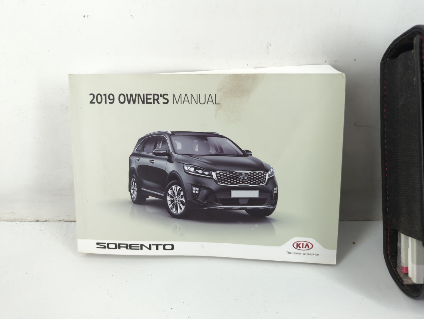 2016 Kia Sorento Owners Manual Book Guide P/N:KXG5-EU85D OEM Used Auto Parts - Oemusedautoparts1.com