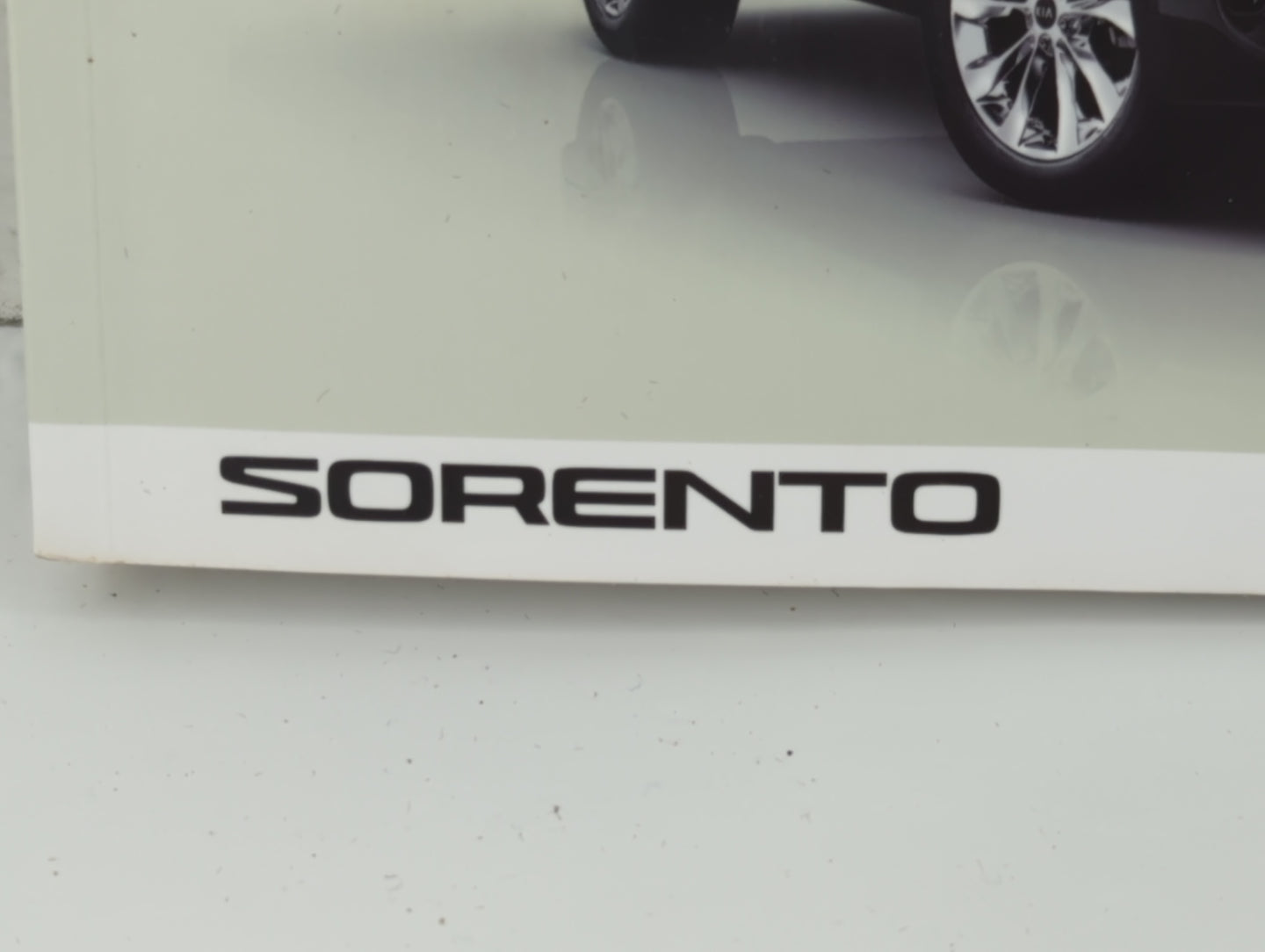 2016 Kia Sorento Owners Manual Book Guide P/N:KXG5-EU85D OEM Used Auto Parts - Oemusedautoparts1.com