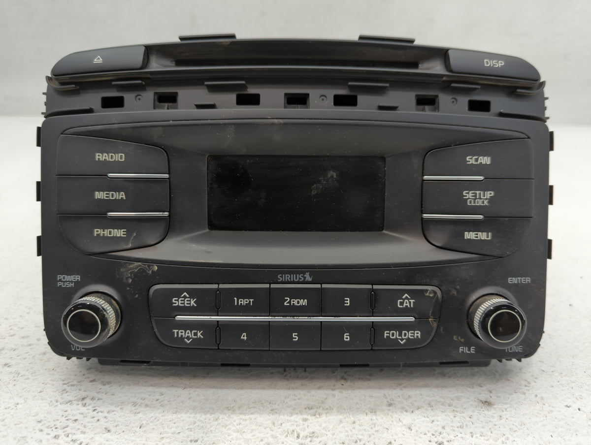 2016-2018 Kia Sorento Am Fm Cd Player Radio Receiver 717131 - Oemusedautoparts1.com