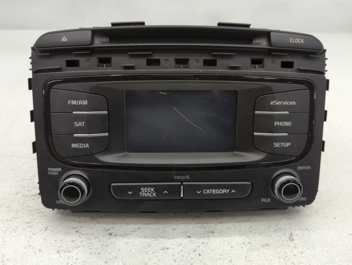 2016-2018 Kia Sorento Am Fm Cd Player Radio Receiver 735294 - Oemusedautoparts1.com