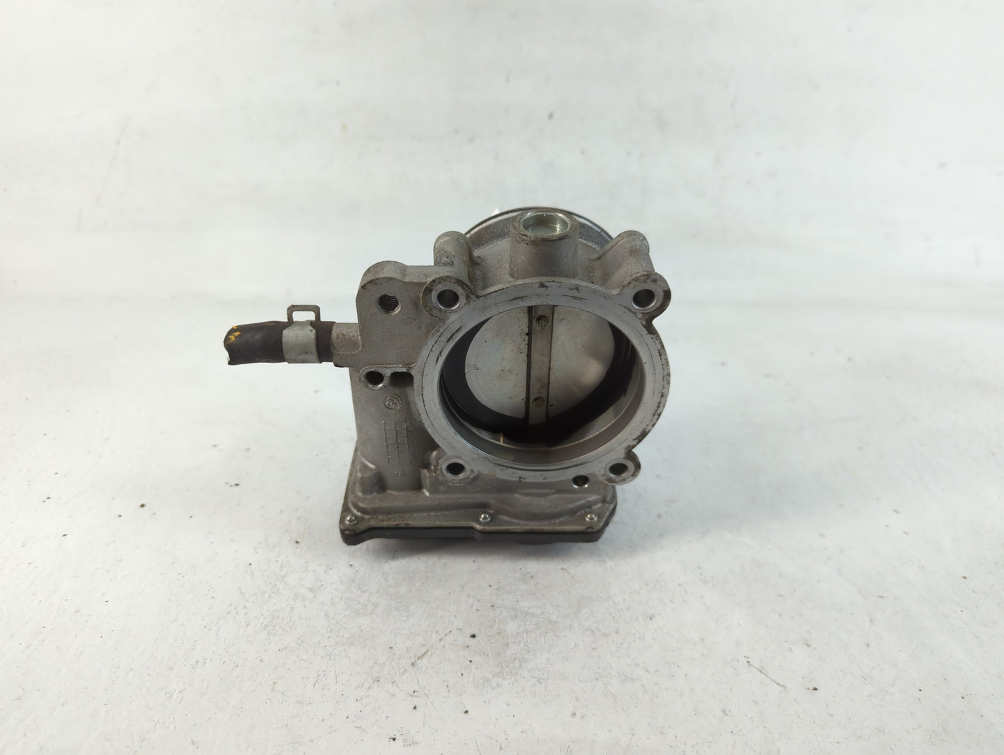 2014-2018 Kia Sorento Throttle Body P/N:35100-3CAA0 Fits Fits 2012 2013 2014 2015 2016 2017 2018 OEM Used Auto Parts - Oemus