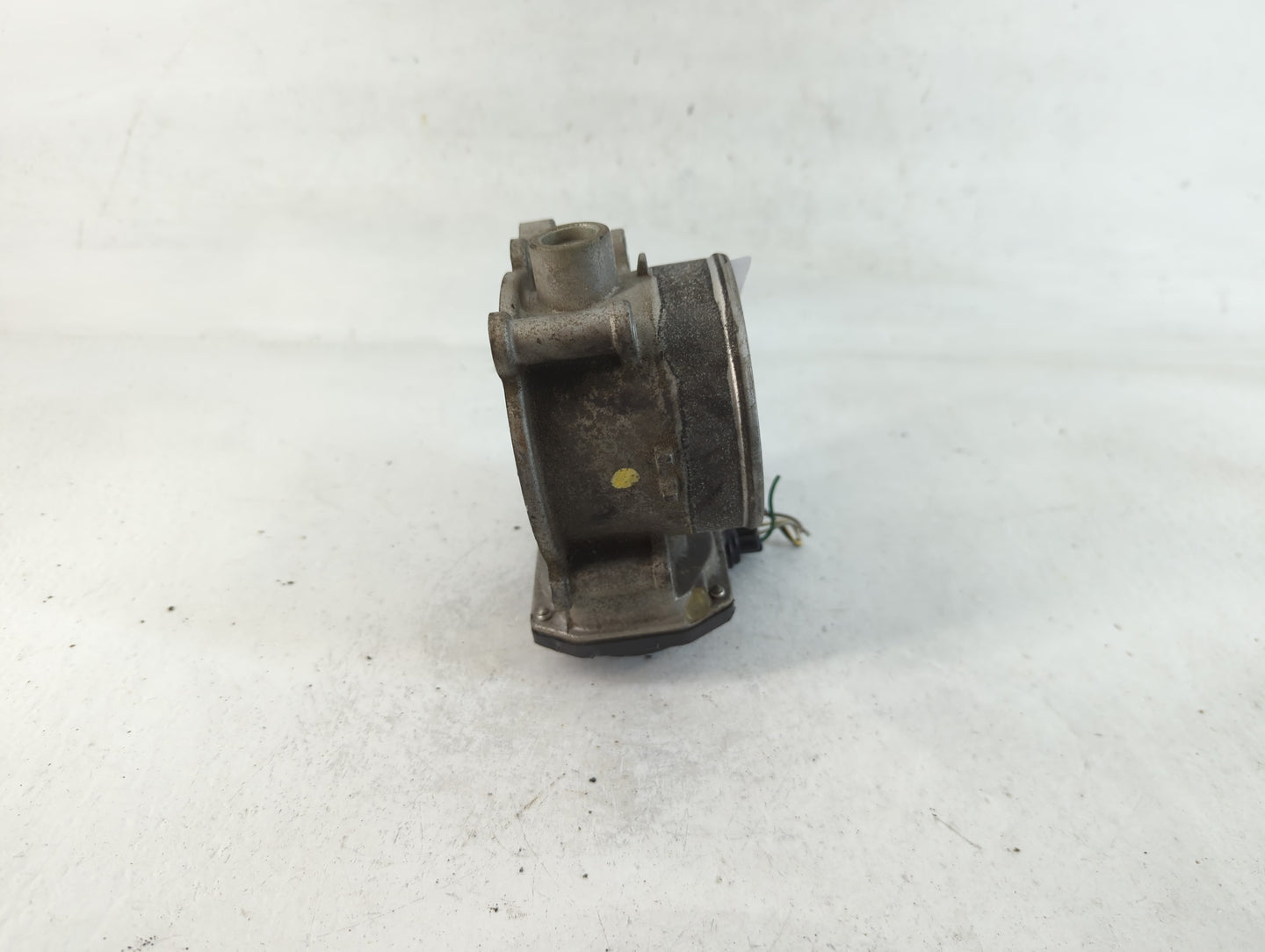2014-2018 Kia Sorento Throttle Body P/N:35100-3CAA0 Fits Fits 2012 2013 2014 2015 2016 2017 2018 OEM Used Auto Parts - Oemus