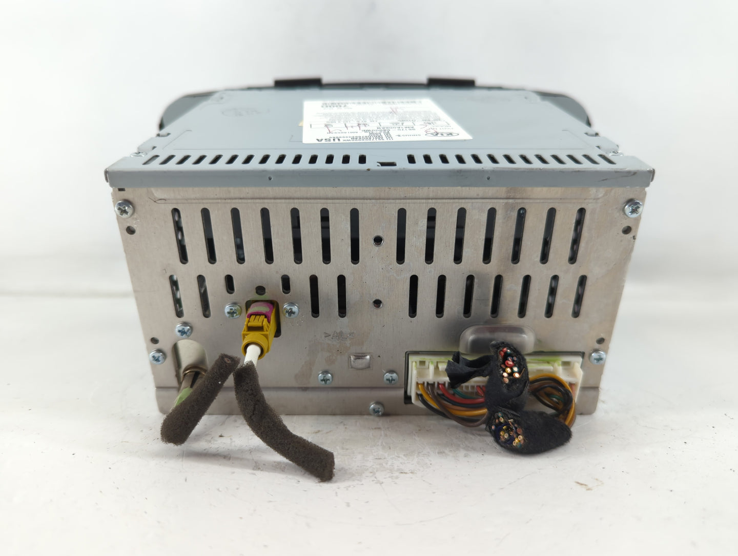 2016-2018 Kia Sorento Radio AM FM Cd Player Receiver Replacement P/N:96160-C6000WK Fits Fits 2016 2017 2018 OEM Used Auto Pa