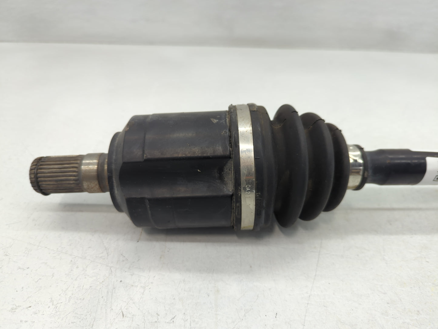 2016-2018 Kia Sorento Axle Shaft Front Driver Cv C/v - Oemusedautoparts1.com