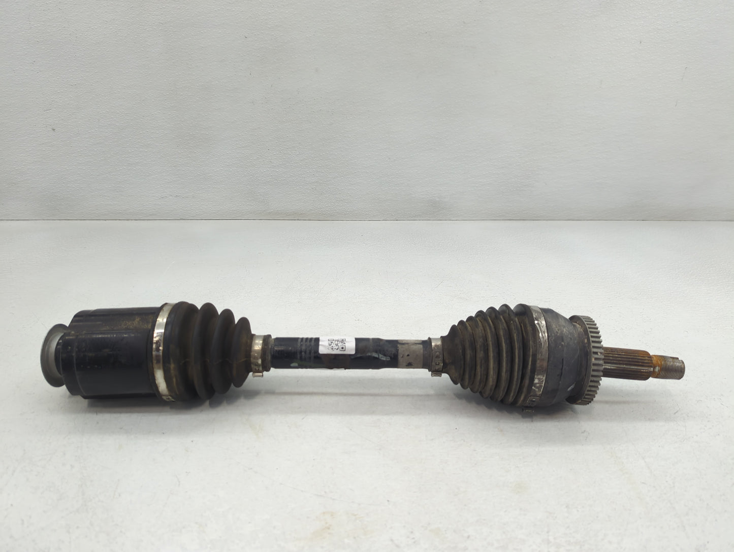 2016-2018 Kia Sorento Axle Shaft Front Driver Cv C/v - Oemusedautoparts1.com