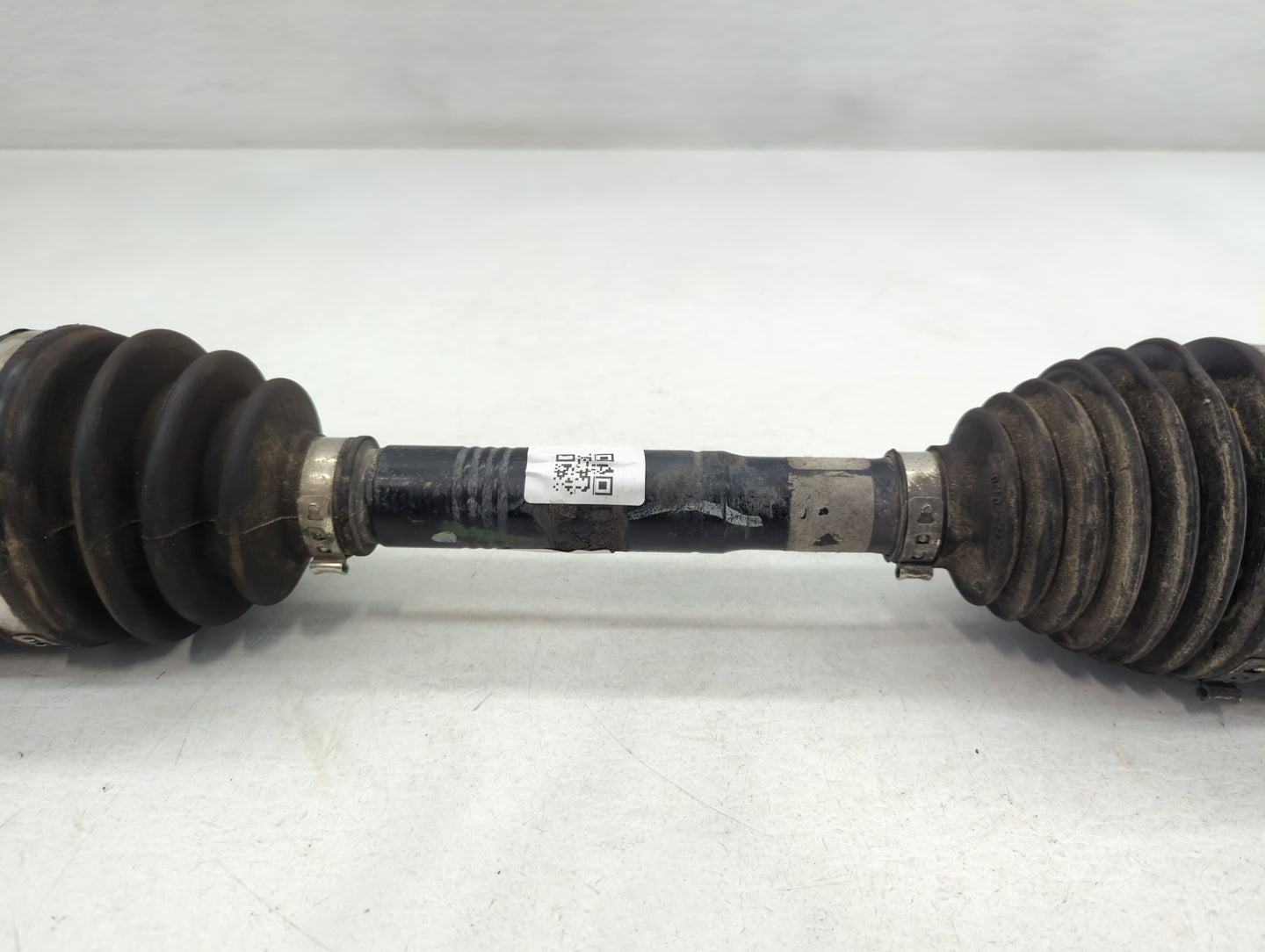 2016-2018 Kia Sorento Axle Shaft Front Driver Cv C/v - Oemusedautoparts1.com