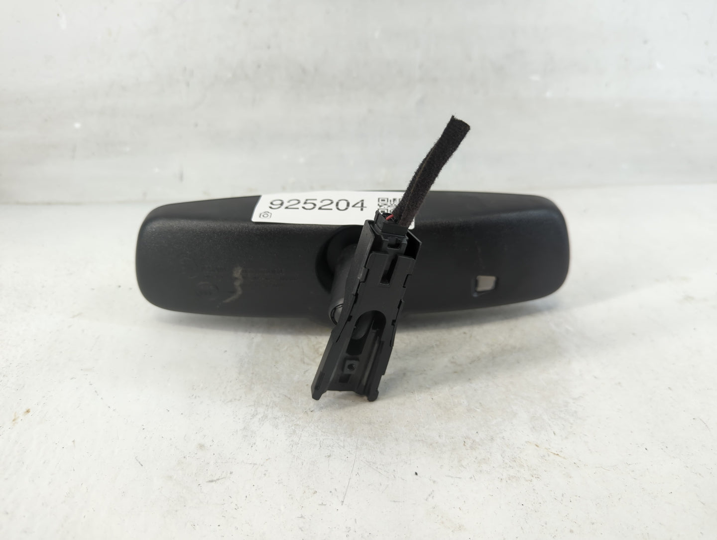 2016-2020 Kia Sorento Interior Rear View Mirror Replacement OEM P/N:E11028009 Fits OEM Used Auto Parts - Oemusedautoparts1.c