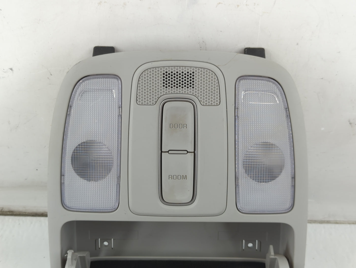 2014-2019 Kia Soul Overhead Roof Console 1047700 - Oemusedautoparts1.com