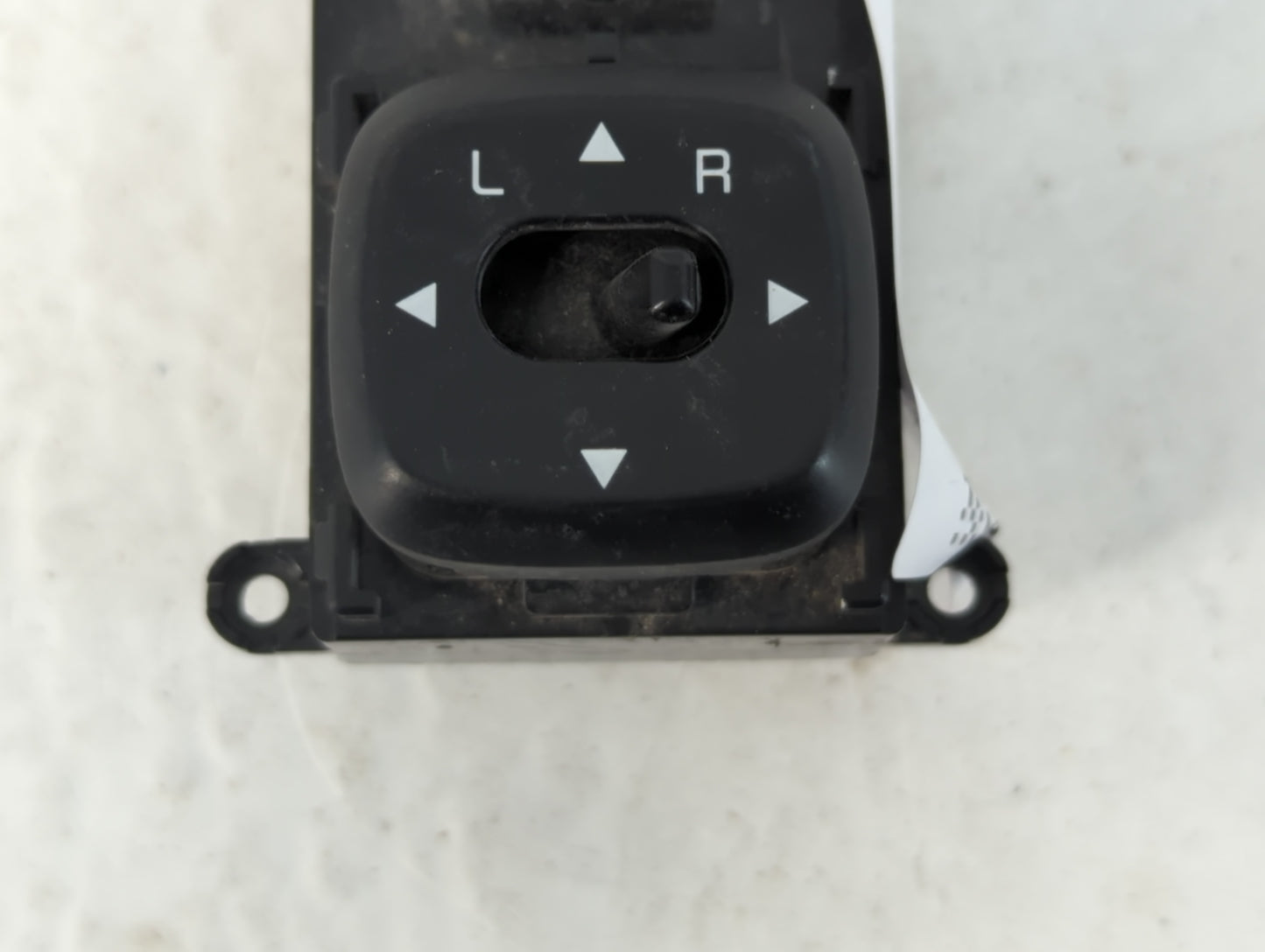2014-2016 Kia Soul Master Power Window Switch Replacement Driver Side Left P/N:299130674 Fits Fits 2014 2015 2016 OEM Used A