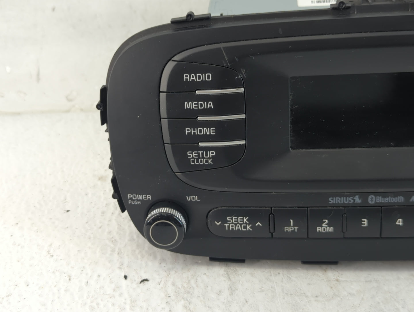 2014-2016 Kia Soul Radio AM FM Cd Player Receiver Replacement P/N:96170-B2090CA Fits Fits 2014 2015 2016 OEM Used Auto Parts