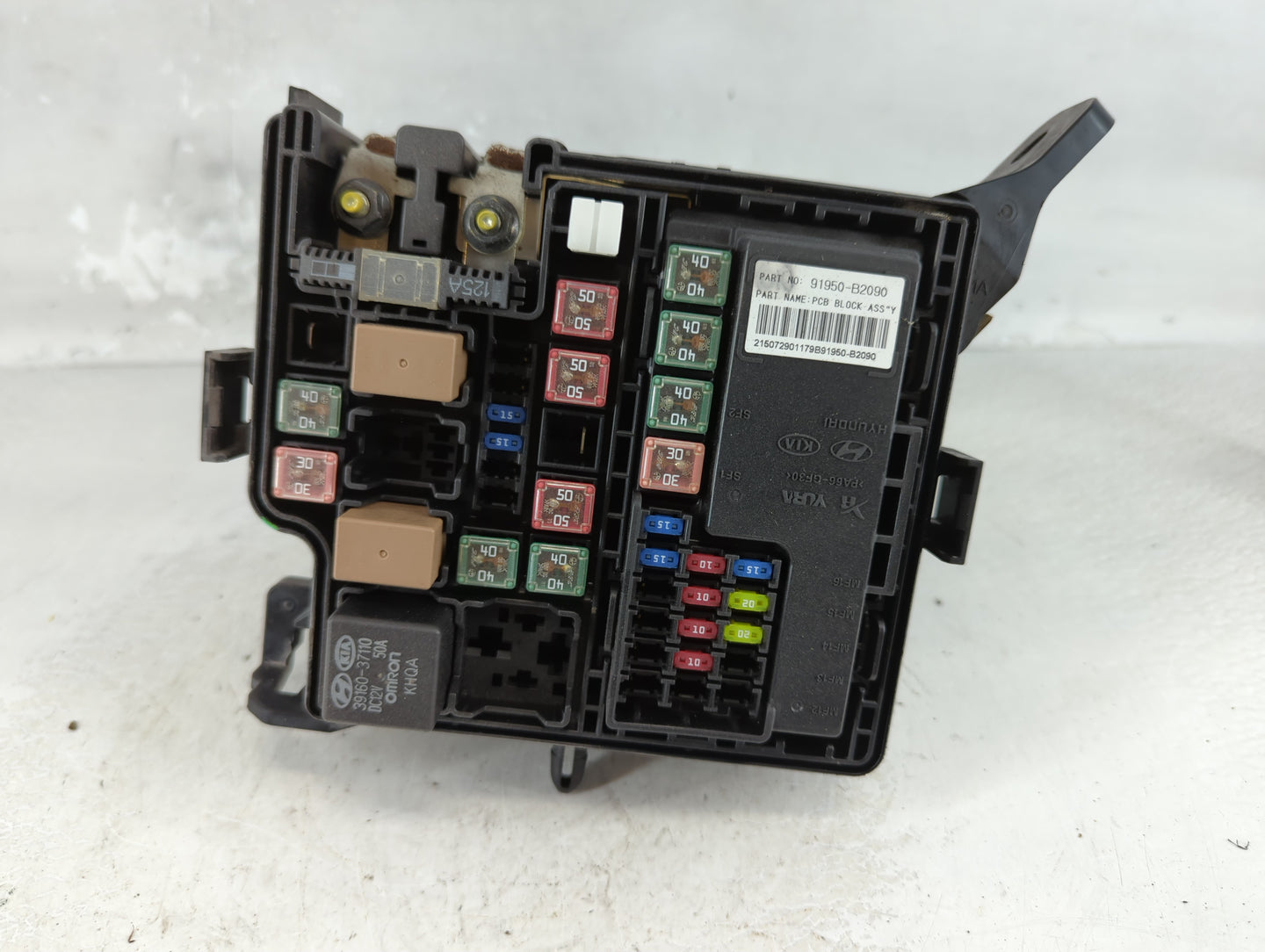 2016 Kia Soul Fusebox Fuse Box Panel Relay Module P/N:91950-B2090 91950-B2280 Fits OEM Used Auto Parts - Oemusedautoparts1.c