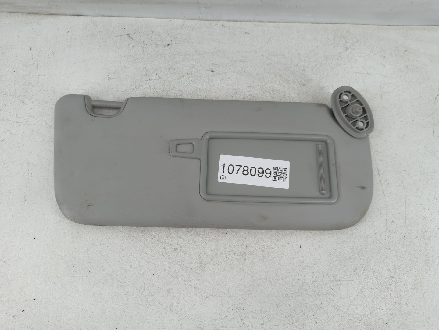 2014-2019 Kia Soul Sun Visor Shade Replacement Passenger Right Mirror Fits Fits 2014 2015 2016 2017 2018 2019 OEM Used Auto 