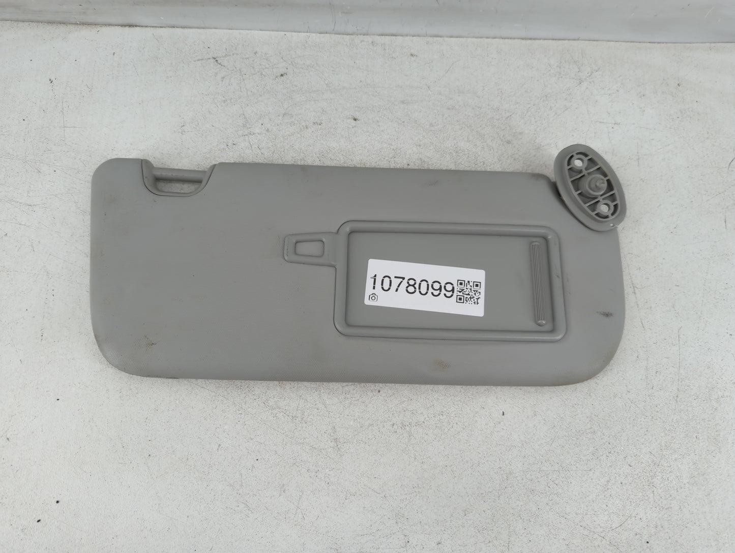 2014-2019 Kia Soul Sun Visor Shade Replacement Passenger Right Mirror Fits Fits 2014 2015 2016 2017 2018 2019 OEM Used Auto 