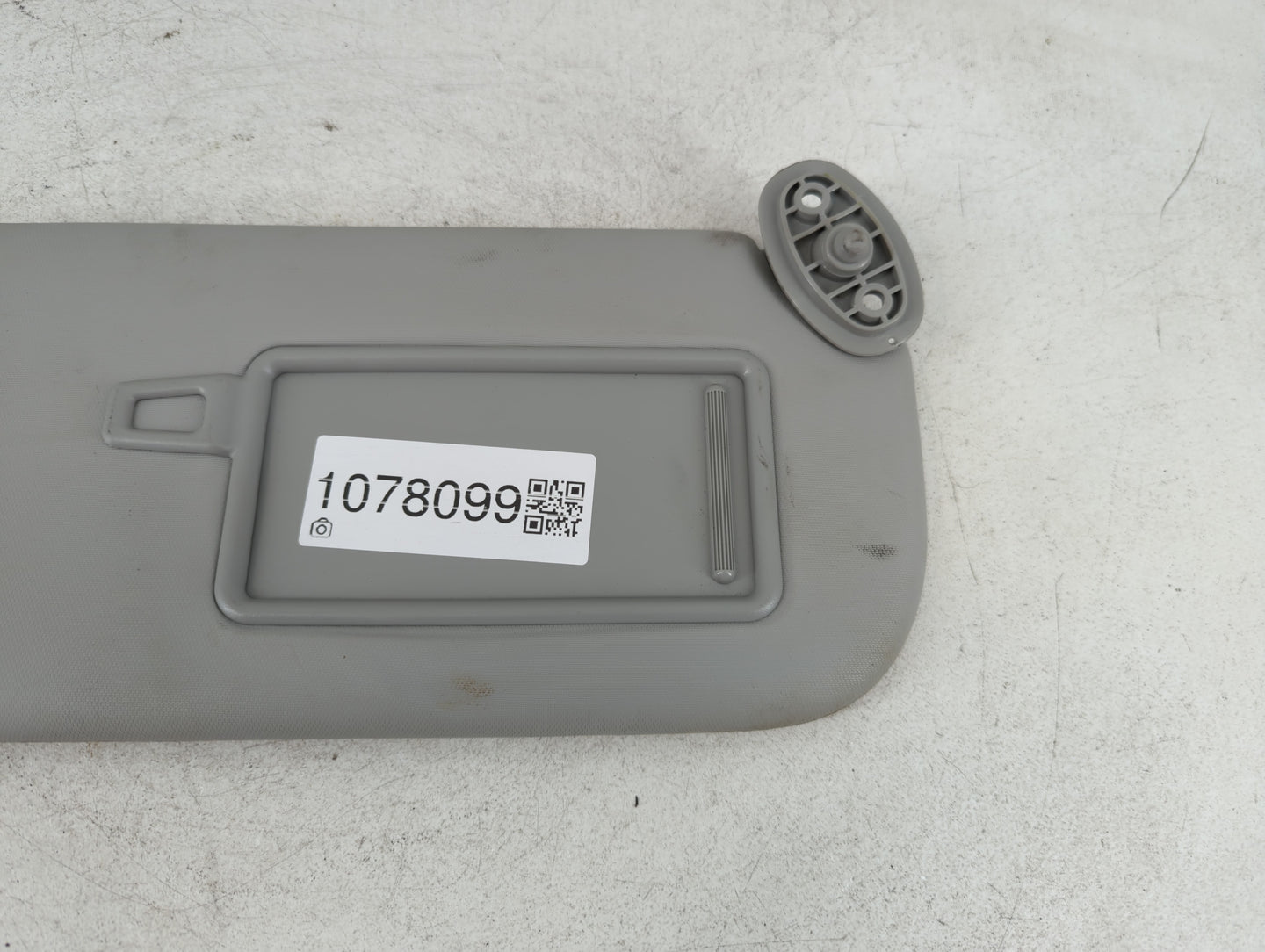 2014-2019 Kia Soul Sun Visor Shade Replacement Passenger Right Mirror Fits Fits 2014 2015 2016 2017 2018 2019 OEM Used Auto 