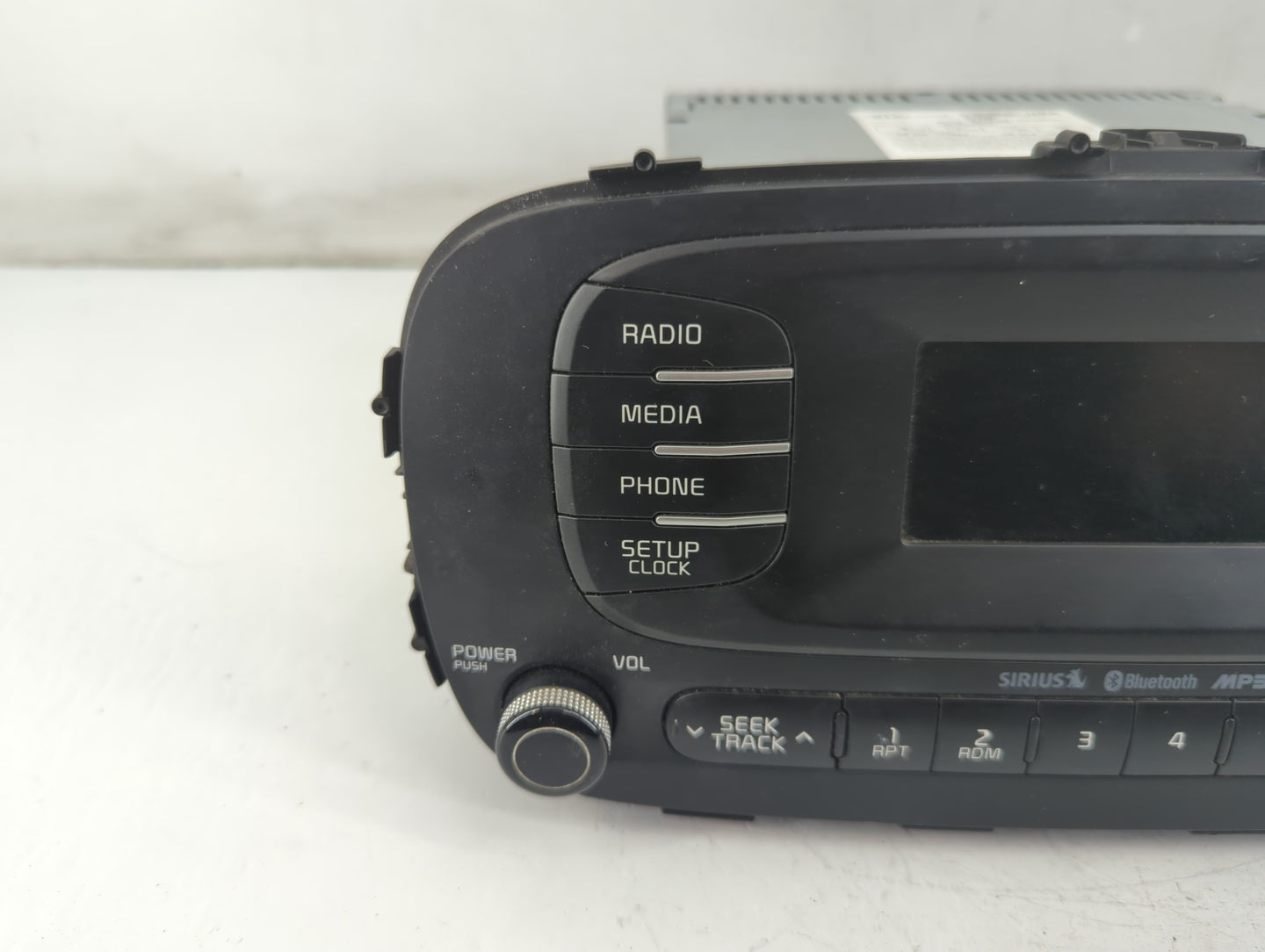 2014-2016 Kia Soul Radio AM FM Cd Player Receiver Replacement P/N:96170-B2090CA Fits Fits 2014 2015 2016 OEM Used Auto Parts