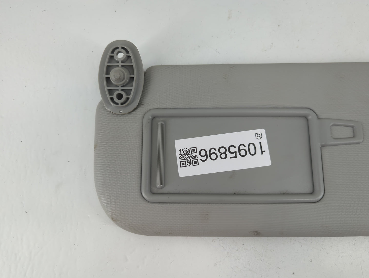 2014-2019 Kia Soul Sun Visor Shade Replacement Driver Left Mirror Fits Fits 2014 2015 2016 2017 2018 2019 OEM Used Auto Part