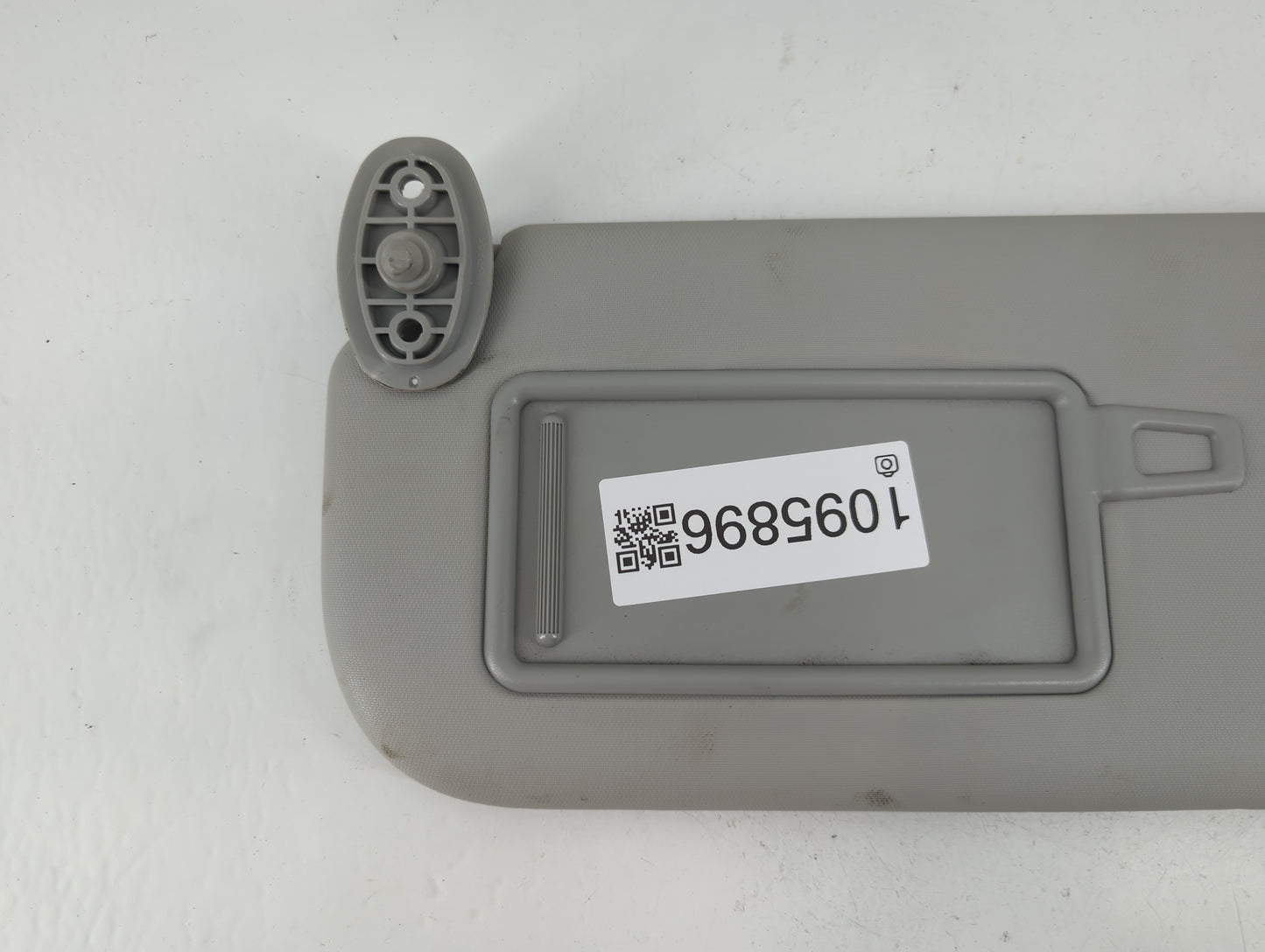 2014-2019 Kia Soul Sun Visor Shade Replacement Driver Left Mirror Fits Fits 2014 2015 2016 2017 2018 2019 OEM Used Auto Part