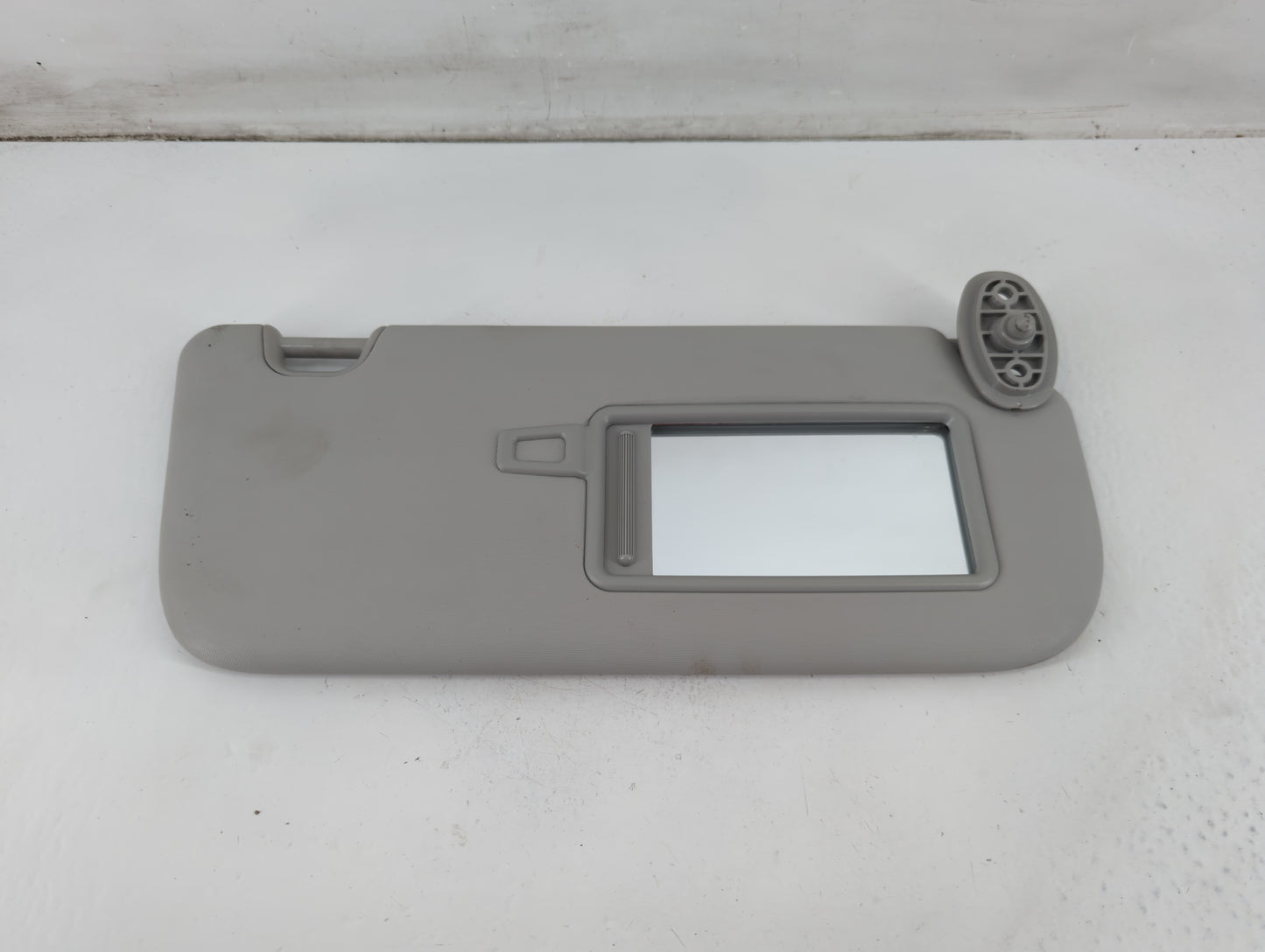 2014-2019 Kia Soul Sun Visor Shade Replacement Passenger Right Mirror Fits Fits 2014 2015 2016 2017 2018 2019 OEM Used Auto 