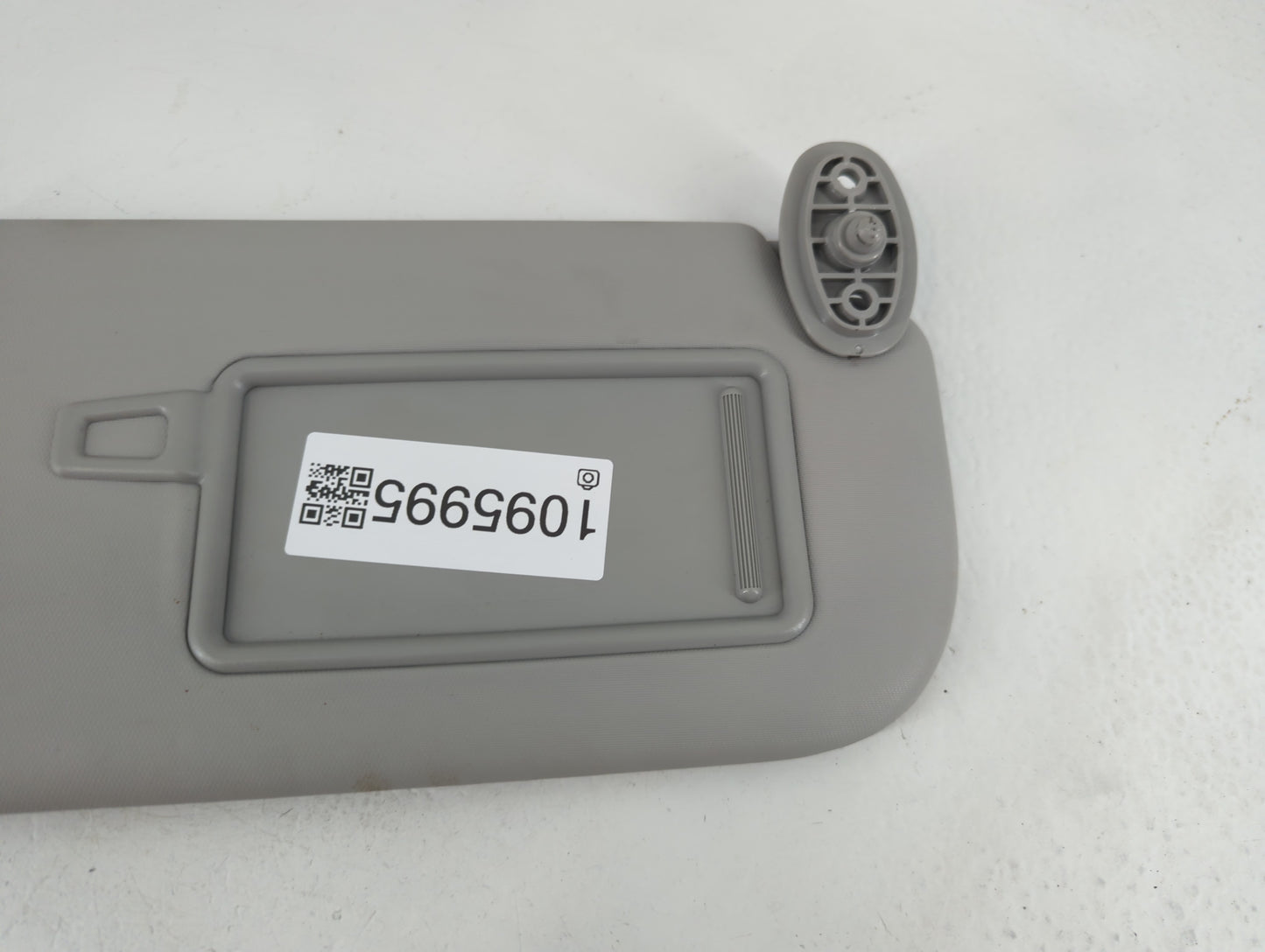 2014-2019 Kia Soul Sun Visor Shade Replacement Passenger Right Mirror Fits Fits 2014 2015 2016 2017 2018 2019 OEM Used Auto 