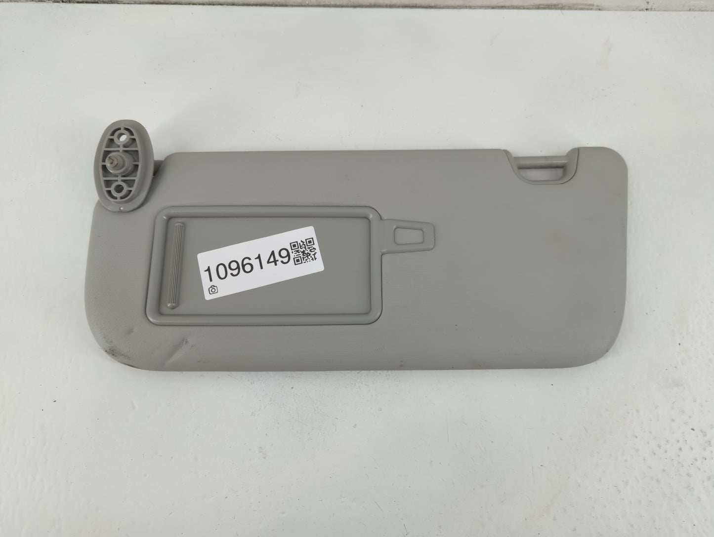 2014-2019 Kia Soul Sun Visor Shade Replacement Driver Left Mirror Fits Fits 2014 2015 2016 2017 2018 2019 OEM Used Auto Part