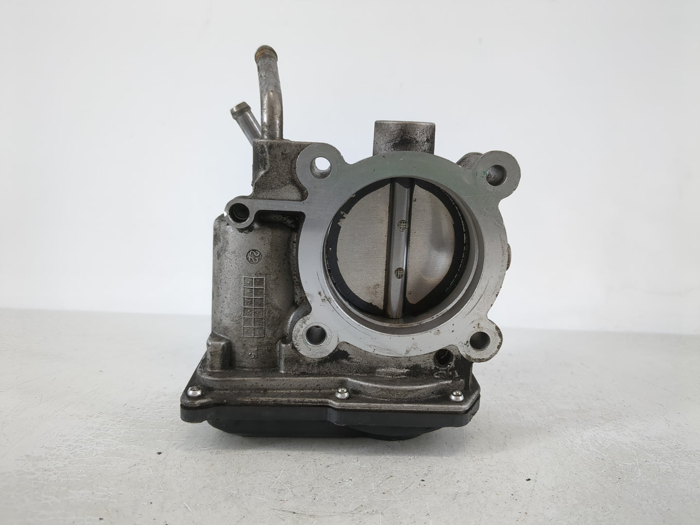 2014-2019 Kia Soul Throttle Body P/N:35100-2E000 Fits Fits 2011 2012 2013 2014 2015 2016 2017 2018 2019 2020 2021 OEM Used A
