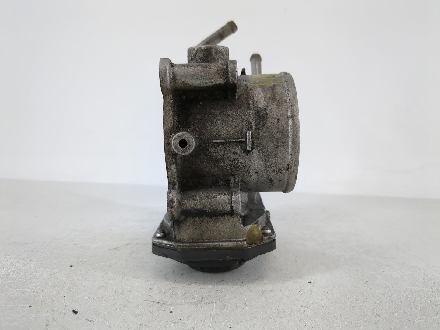 2014-2019 Kia Soul Throttle Body P/N:35100-2E000 Fits Fits 2011 2012 2013 2014 2015 2016 2017 2018 2019 2020 2021 OEM Used A
