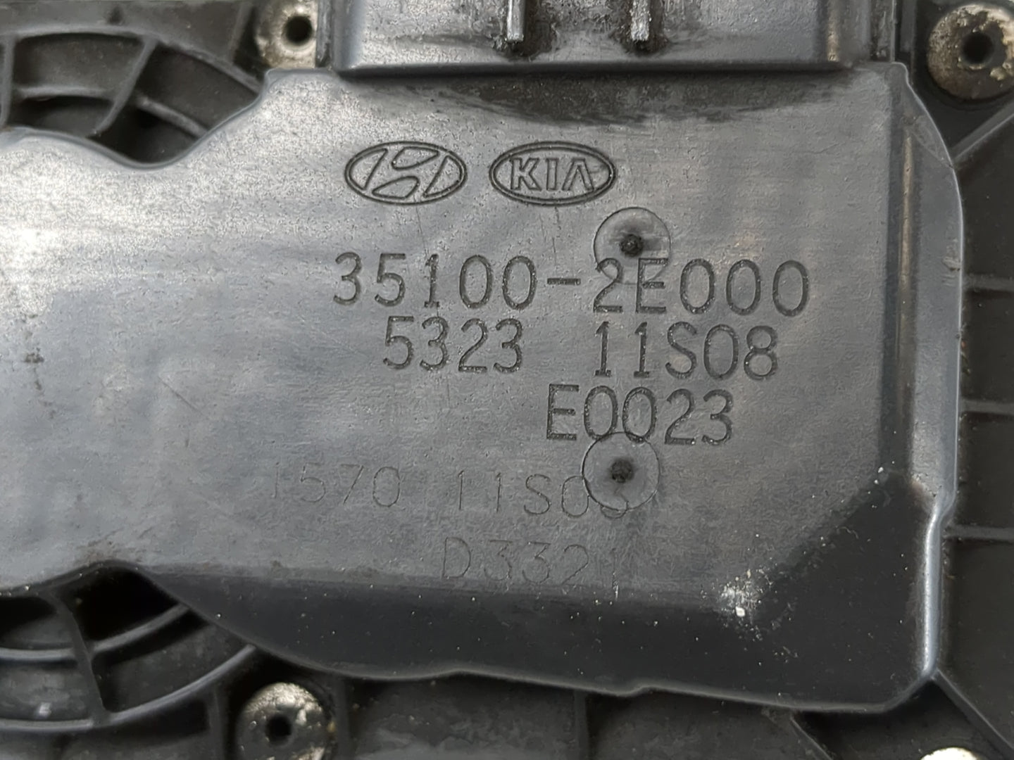 2014-2019 Kia Soul Throttle Body P/N:35100-2E000 Fits Fits 2011 2012 2013 2014 2015 2016 2017 2018 2019 2020 2021 OEM Used A