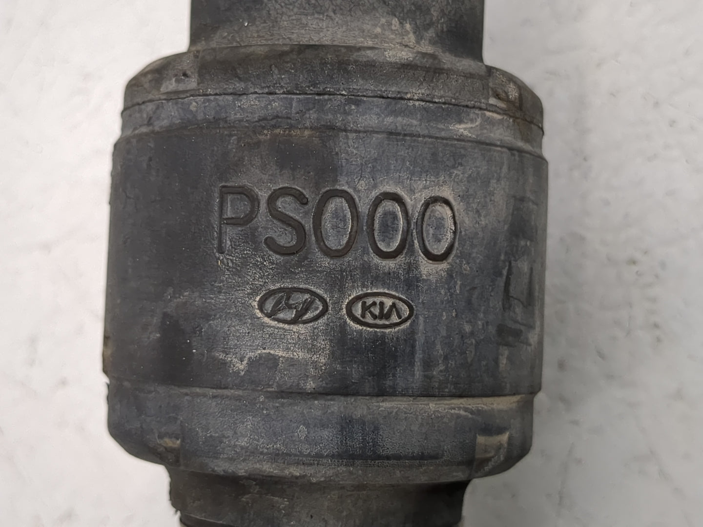 2014-2019 Kia Soul Axle Shaft Front Passenger Cv C/v - Oemusedautoparts1.com