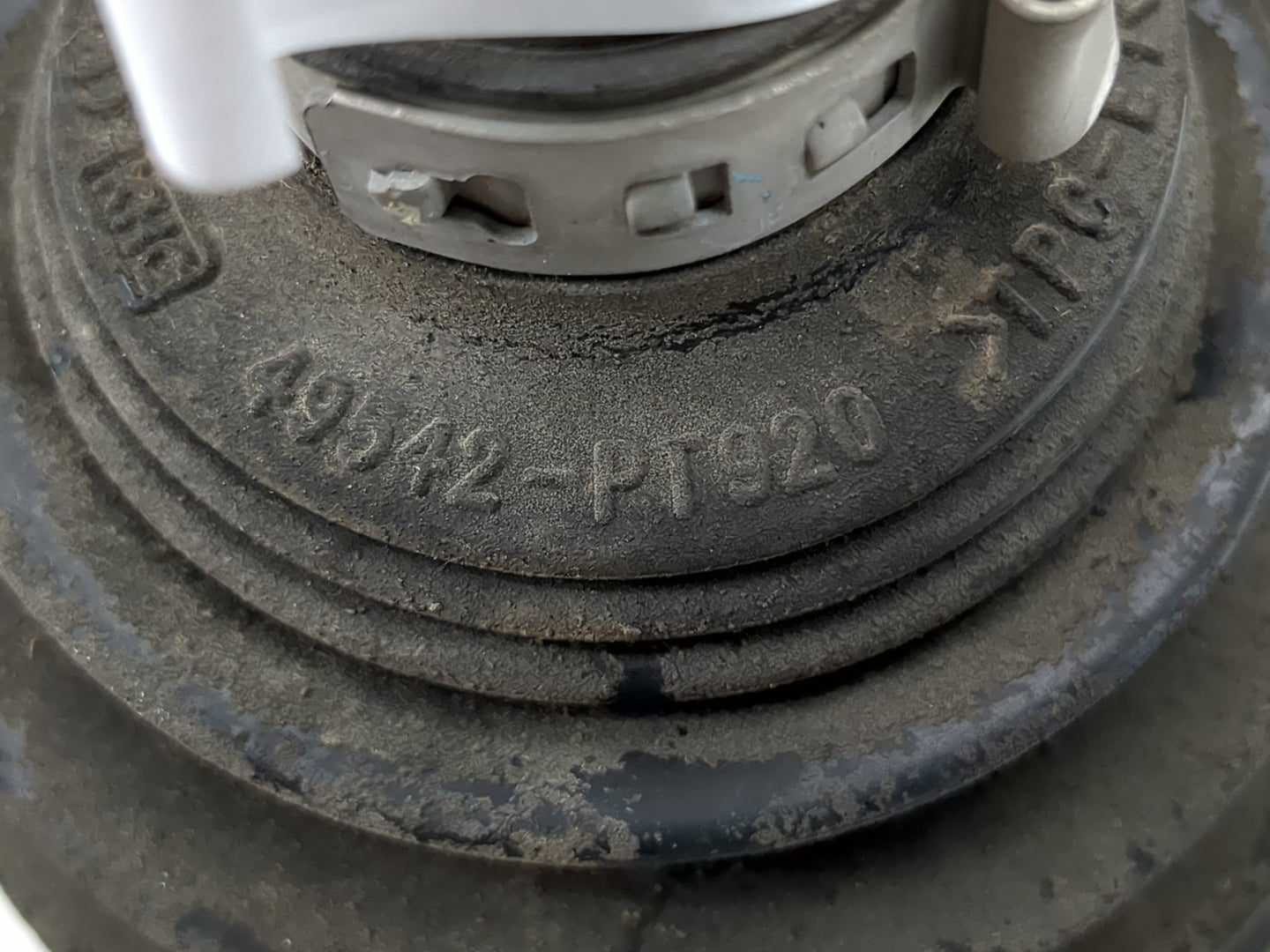 2014-2019 Kia Soul Axle Shaft Front Passenger Cv C/v - Oemusedautoparts1.com