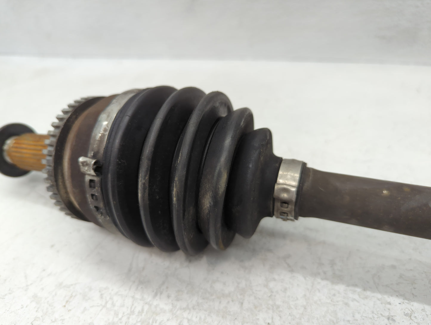 2014-2019 Kia Soul Axle Shaft Front Driver Cv C/v - Oemusedautoparts1.com