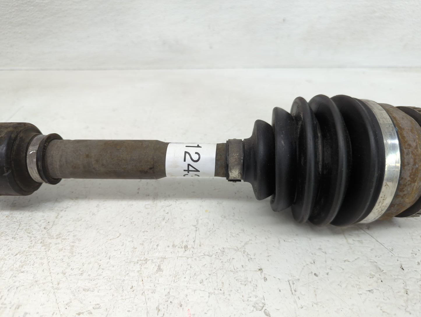 2014-2019 Kia Soul Axle Shaft Front Passenger Cv C/v - Oemusedautoparts1.com