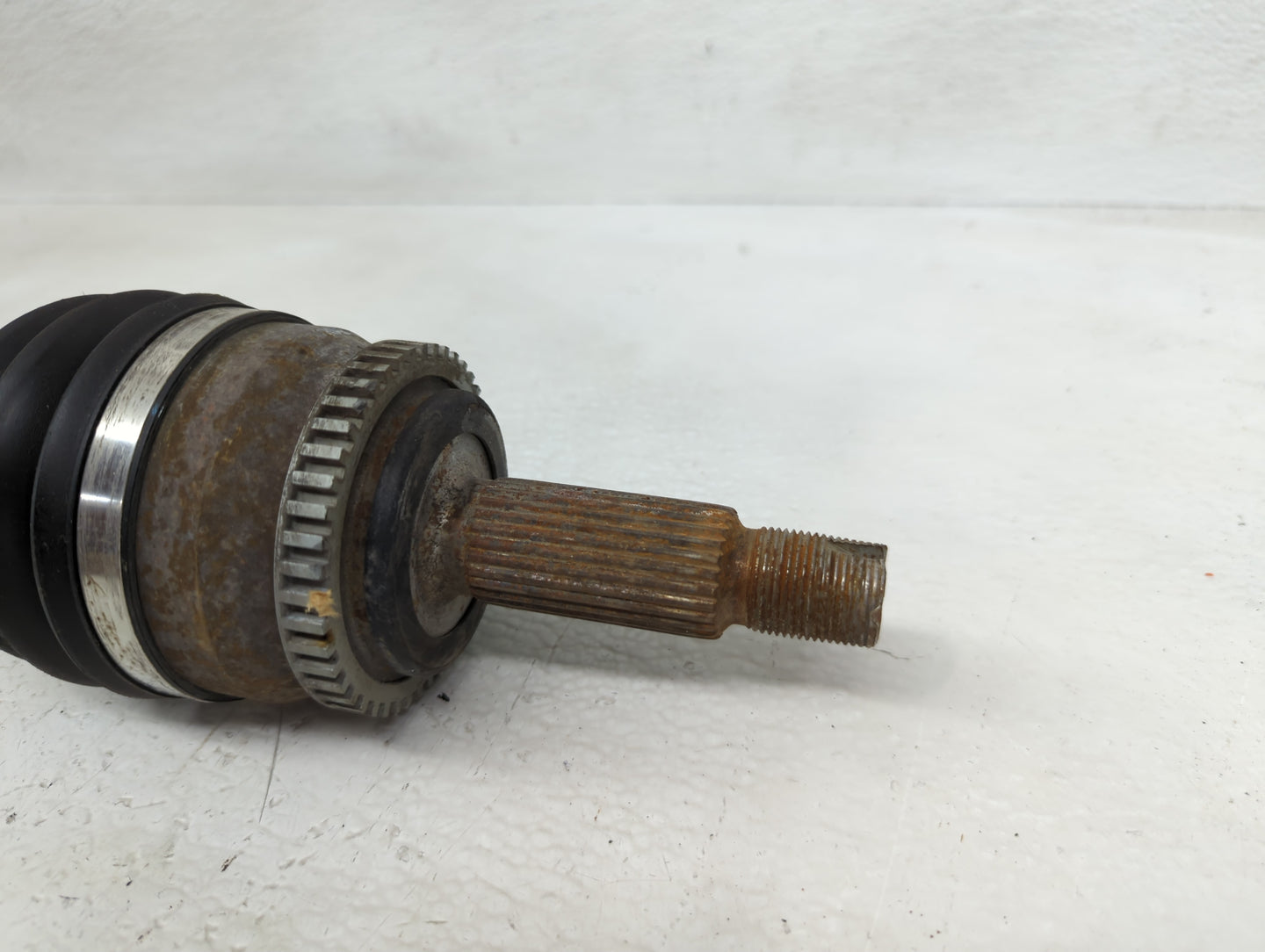 2014-2019 Kia Soul Axle Shaft Front Passenger Cv C/v - Oemusedautoparts1.com