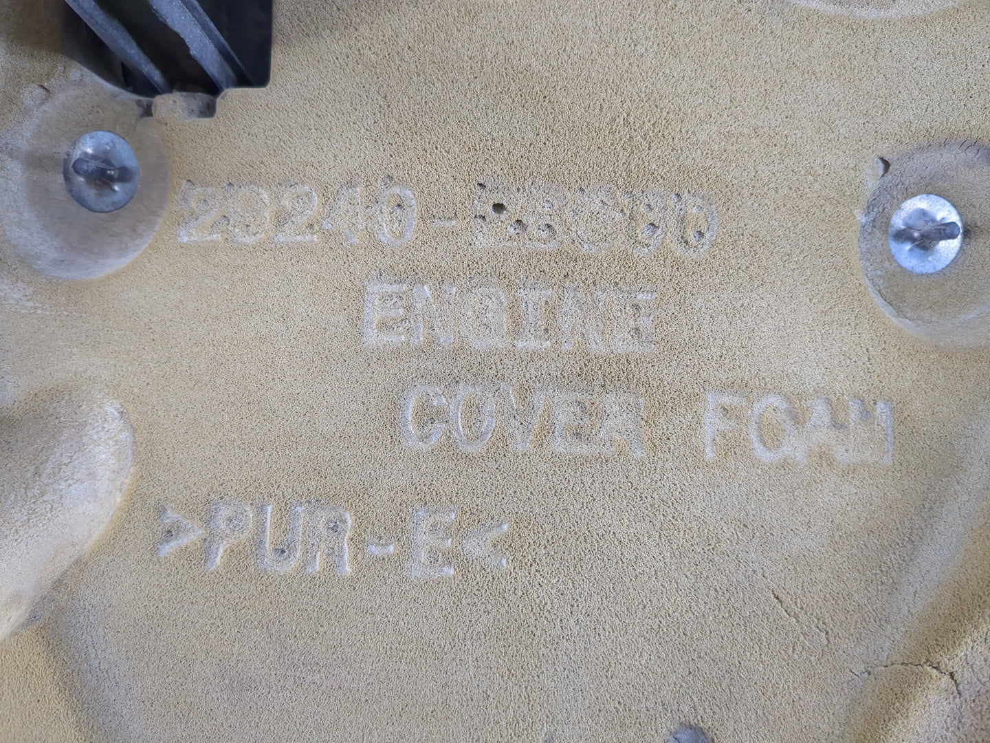 2016 Kia Soul Engine Cover - Oemusedautoparts1.com