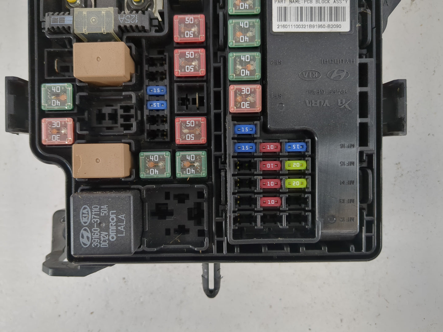 2016 Kia Soul Fusebox Fuse Box Panel Relay Module P/N:91950-B2090 Fits OEM Used Auto Parts - Oemusedautoparts1.com