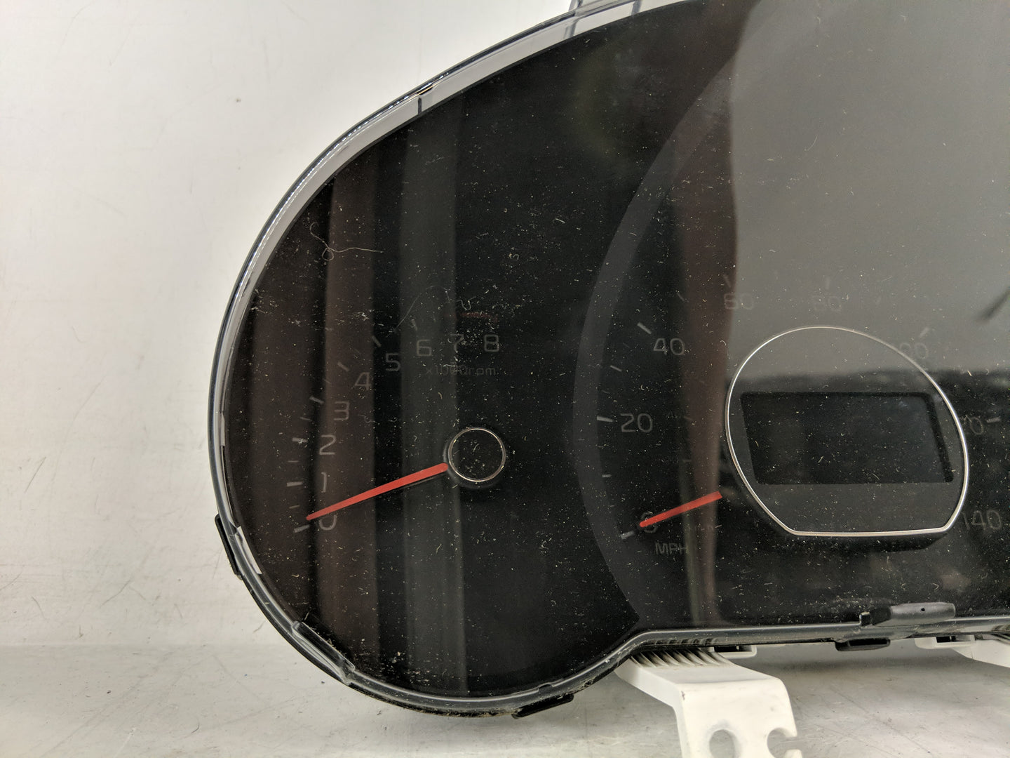 2016 Kia Soul Instrument Cluster Speedometer Gauges P/N:94006-B2610 Fits OEM Used Auto Parts - Oemusedautoparts1.com