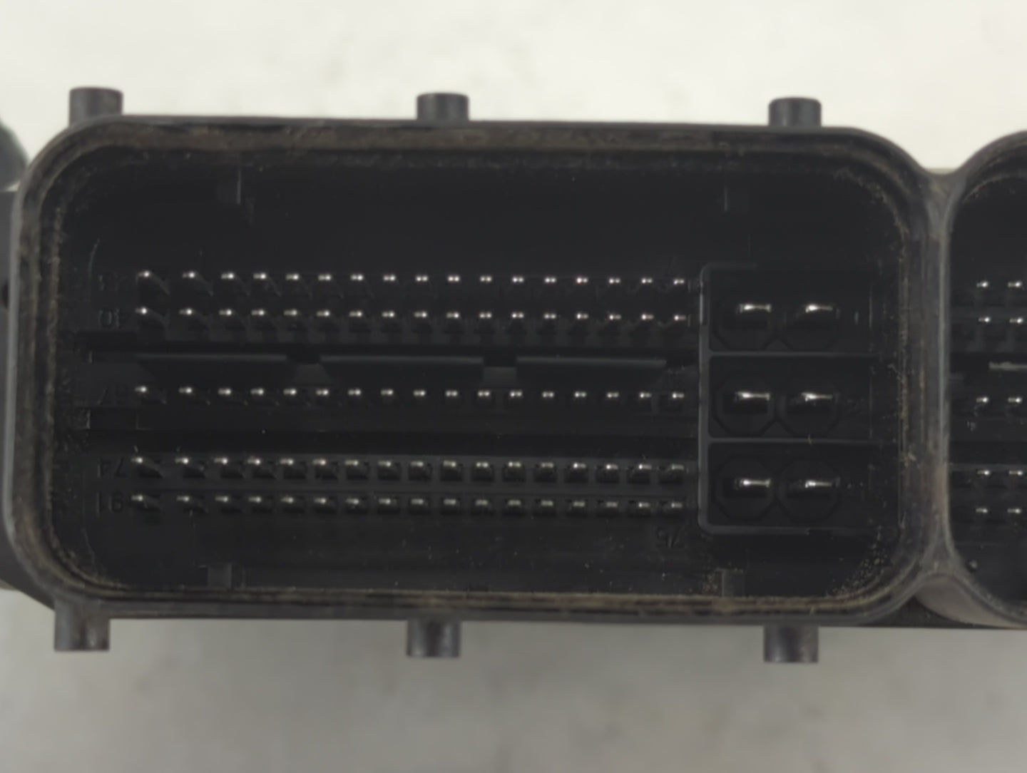 2016 Kia Soul PCM Engine Control Computer ECU ECM PCU OEM P/N:39110-2BSE8 Fits OEM Used Auto Parts - Oemusedautoparts1.com