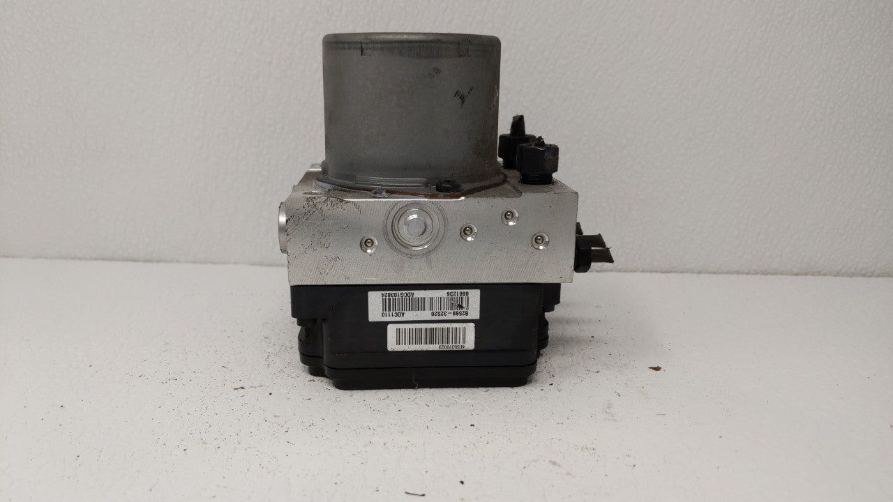 2016 Kia Soul ABS Pump Control Module Replacement P/N:B2589-32520 58900-B2720 Fits OEM Used Auto Parts - Oemusedautoparts1.c