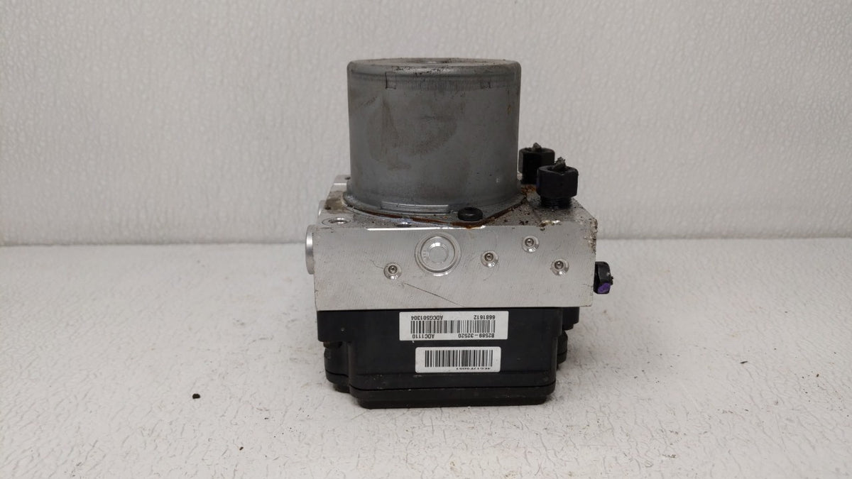 2016 Kia Soul Anti-Lock Brake ABS Pump Module Actuator OEM P/N:B2589-32520,58900-B2720 58900-B2720 Fits OEM Used Auto Parts 