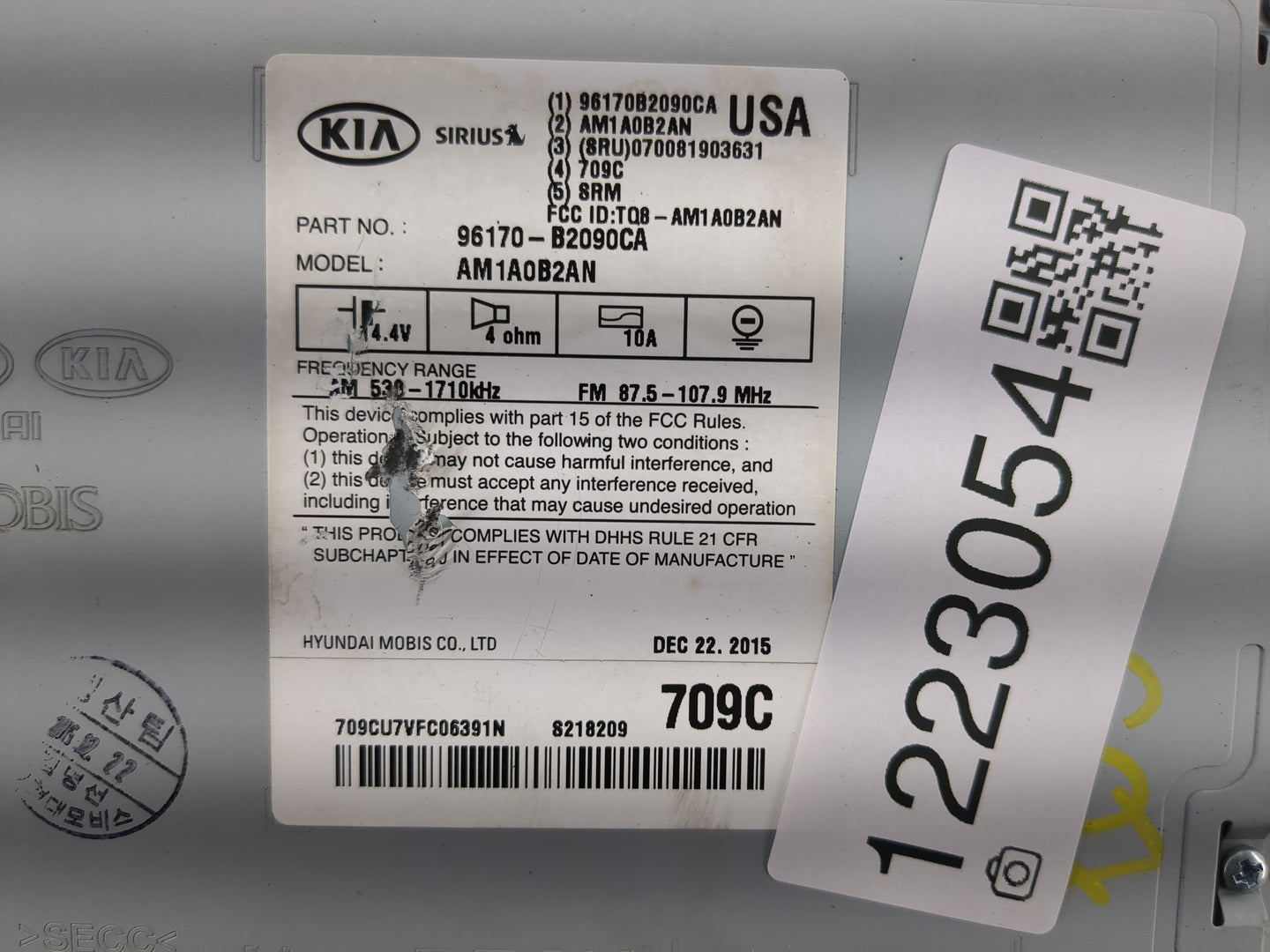 2014-2016 Kia Soul Radio AM FM Cd Player Receiver Replacement P/N:96170-B2090CA Fits Fits 2014 2015 2016 OEM Used Auto Parts